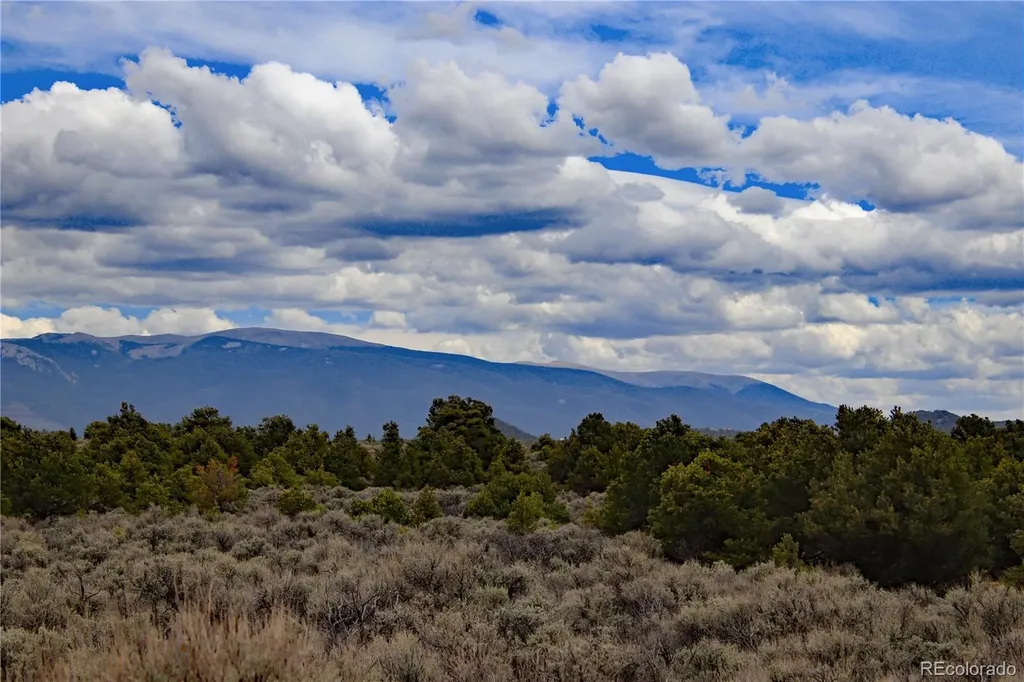 7602 Skyline Drive San Luis CO 81152