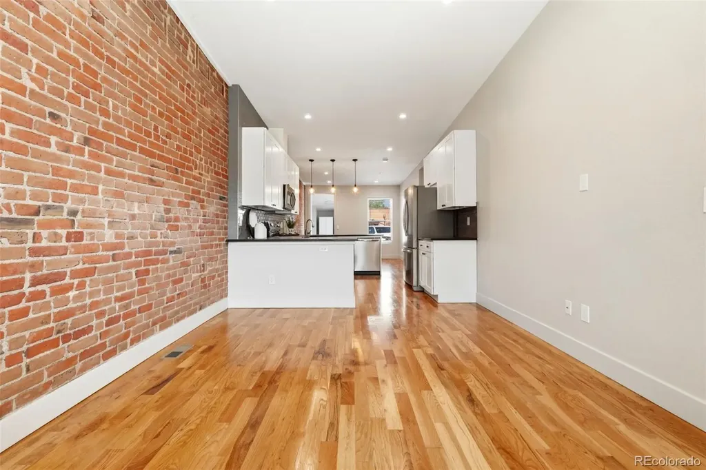 2955 Champa Street Denver CO 80205
