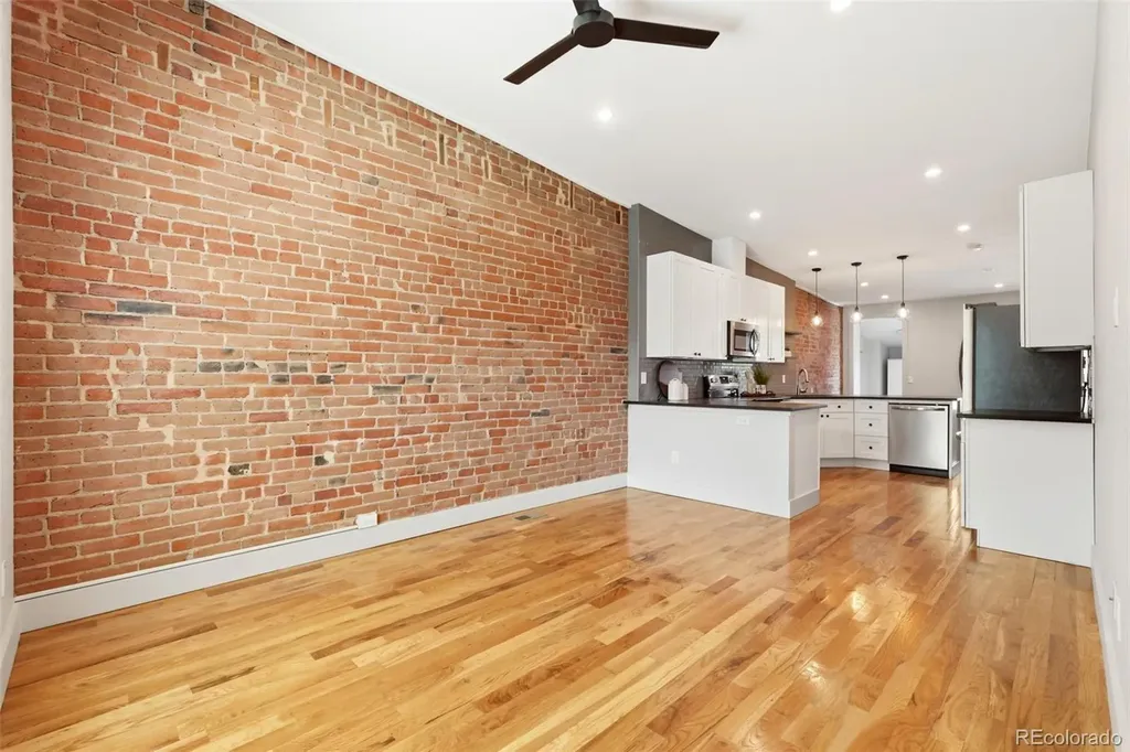 2955 Champa Street Denver CO 80205