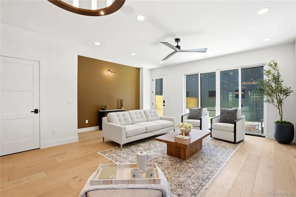 243 S Emerson Street Denver CO 80209