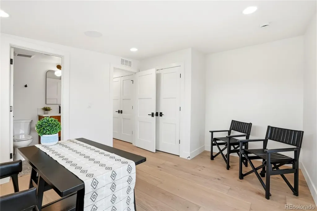 243 S Emerson Street Denver CO 80209