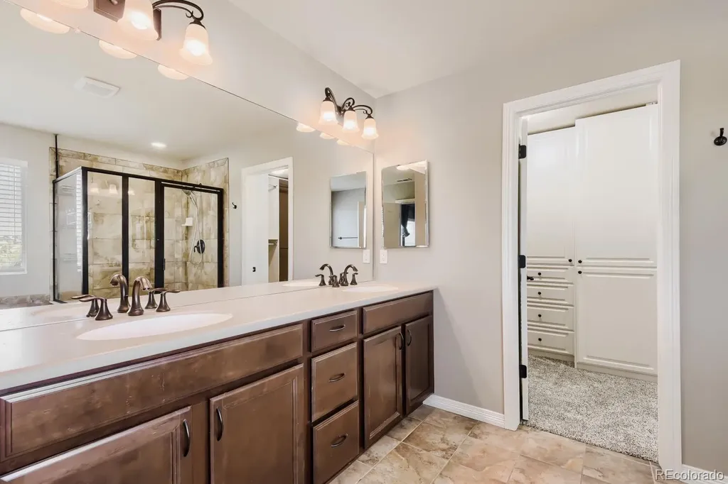 23763 E Eads Drive Aurora CO 80016