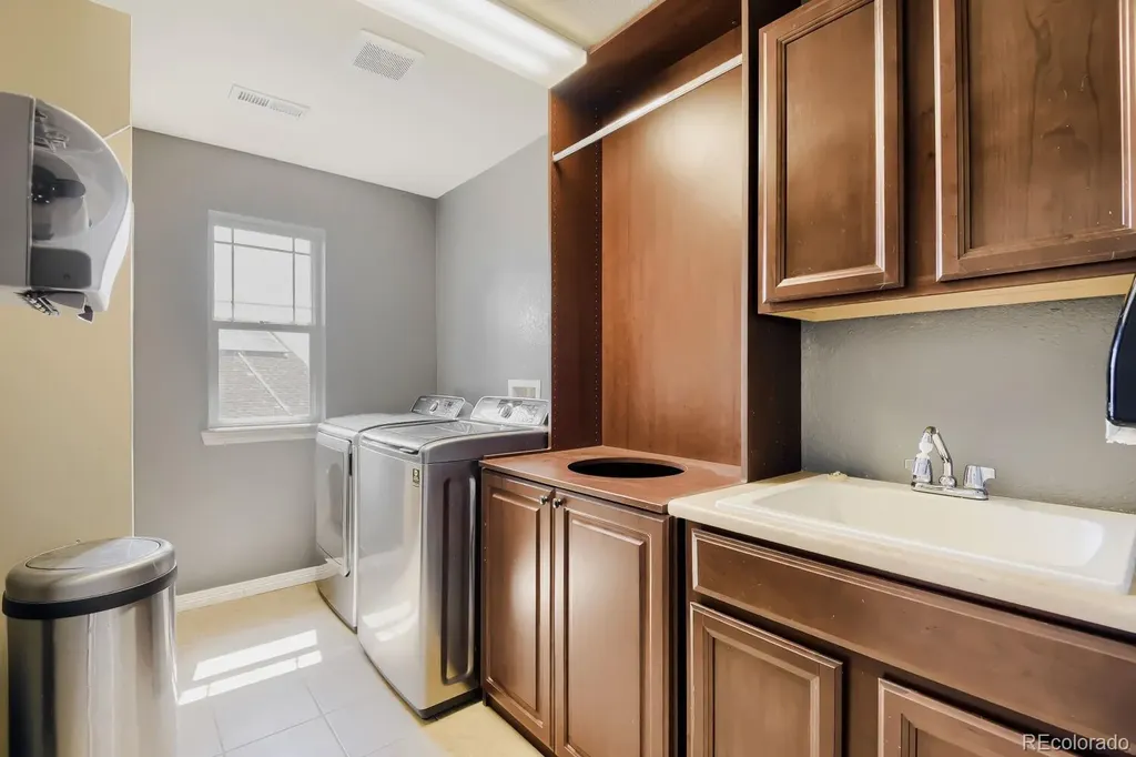 23763 E Eads Drive Aurora CO 80016