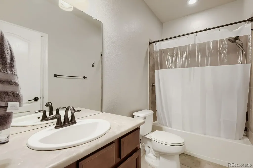 23763 E Eads Drive Aurora CO 80016