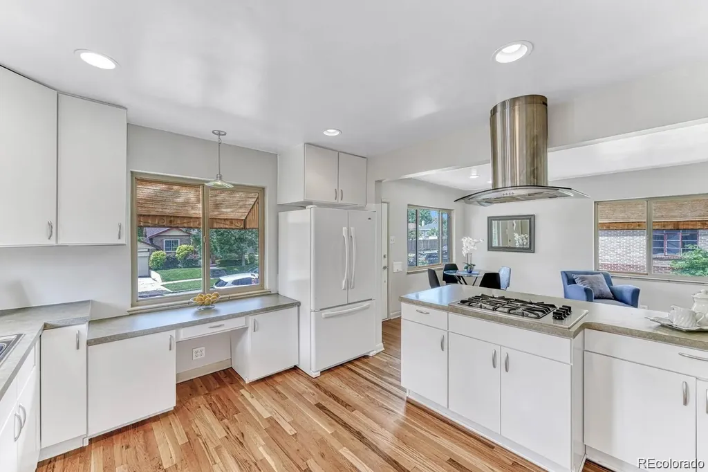 3423 W 39th Avenue Denver CO 80211