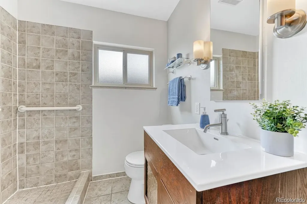 3423 W 39th Avenue Denver CO 80211