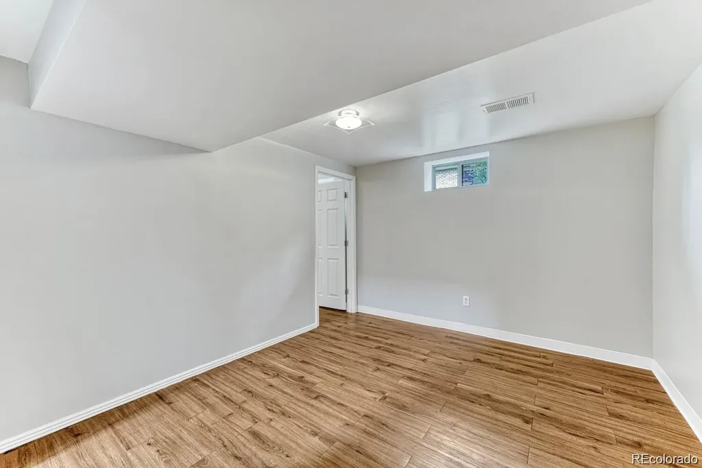 3423 W 39th Avenue Denver CO 80211