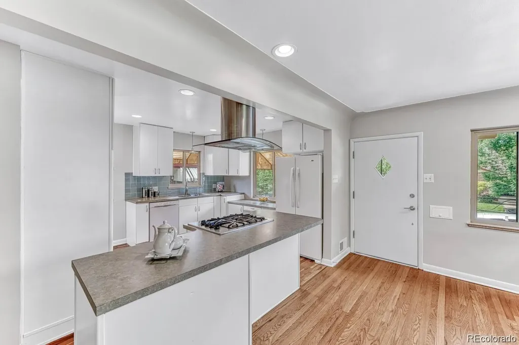 3423 W 39th Avenue Denver CO 80211