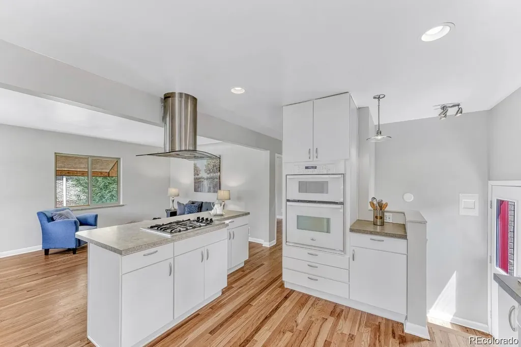 3423 W 39th Avenue Denver CO 80211