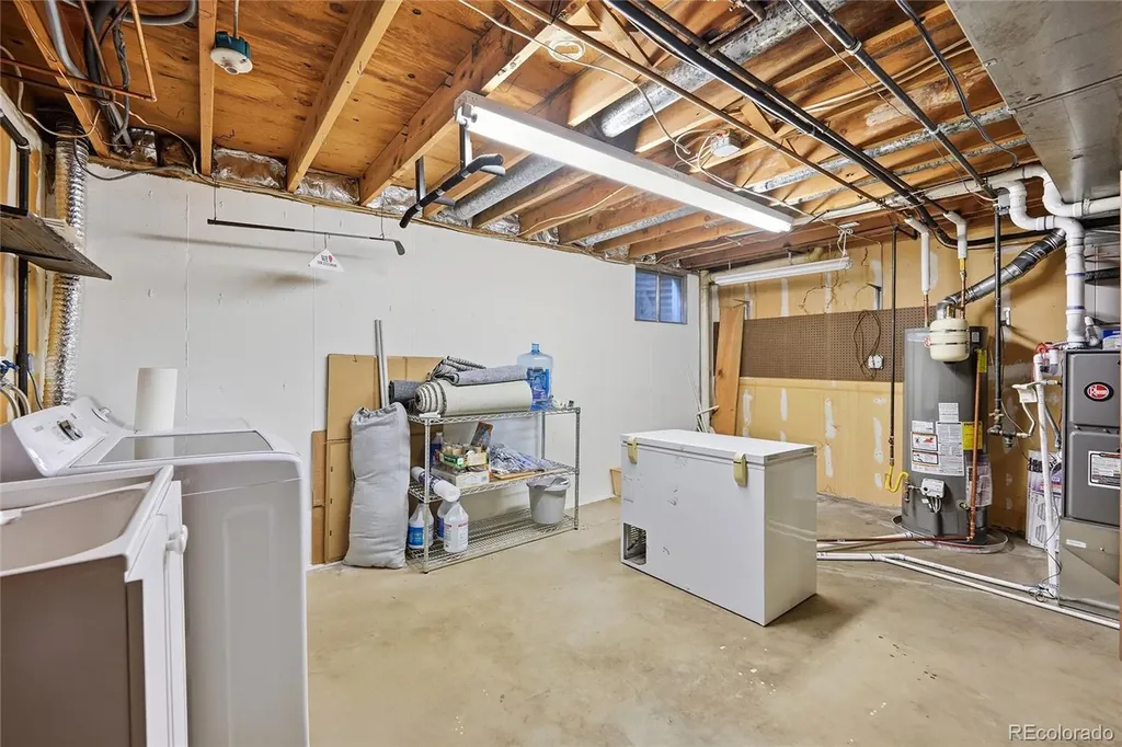 1768 Robb Street Denver CO 80215