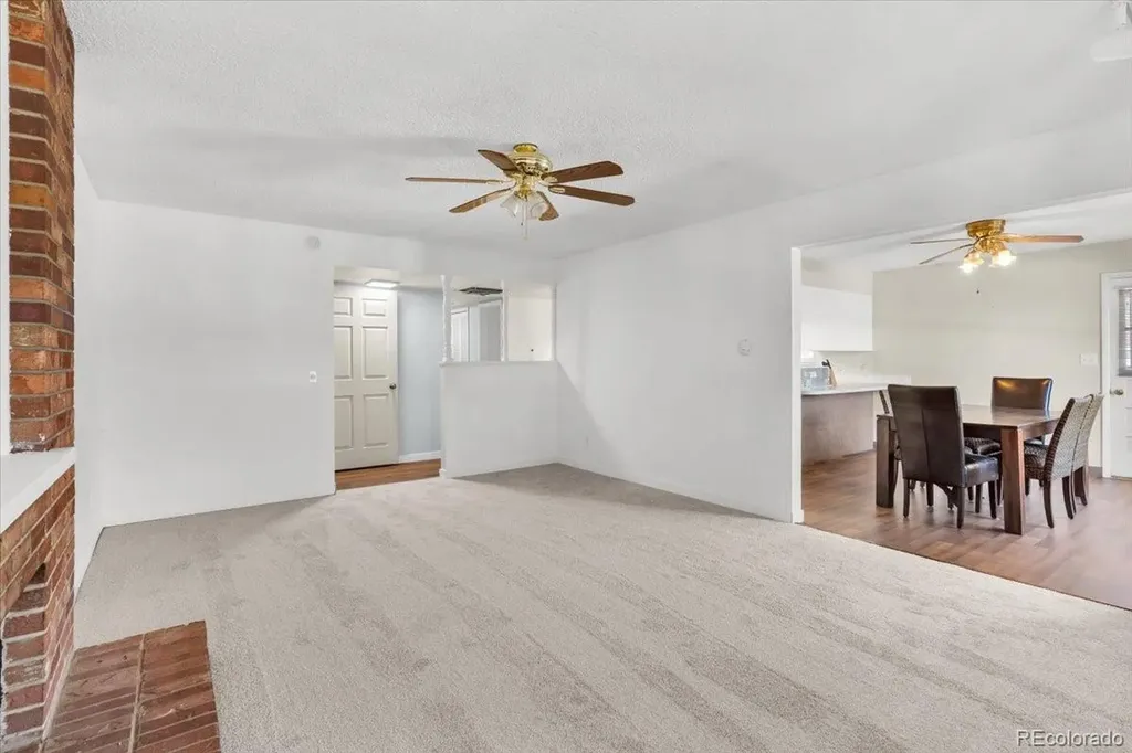 1685 S Kenton Way Aurora CO 80012