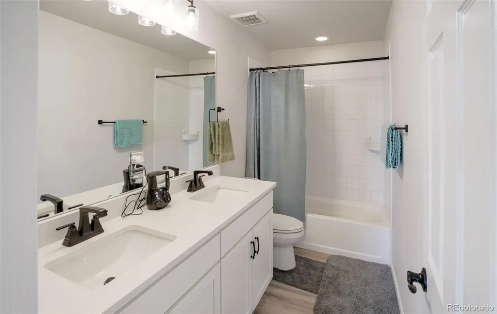 188 S Waterloo Street Aurora CO 80018