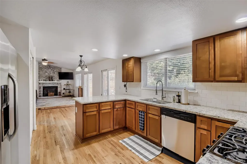 8416 S Wildcat Street Littleton CO 80126