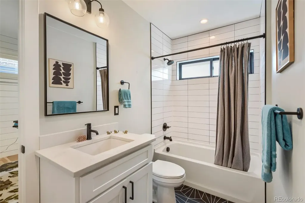 3246 N Speer Boulevard Denver CO 80211