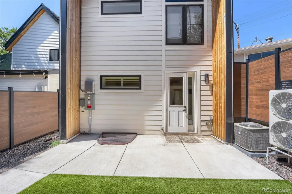 3246 N Speer Boulevard Denver CO 80211