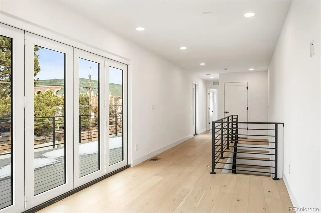 290 Monroe Street Denver CO 80206