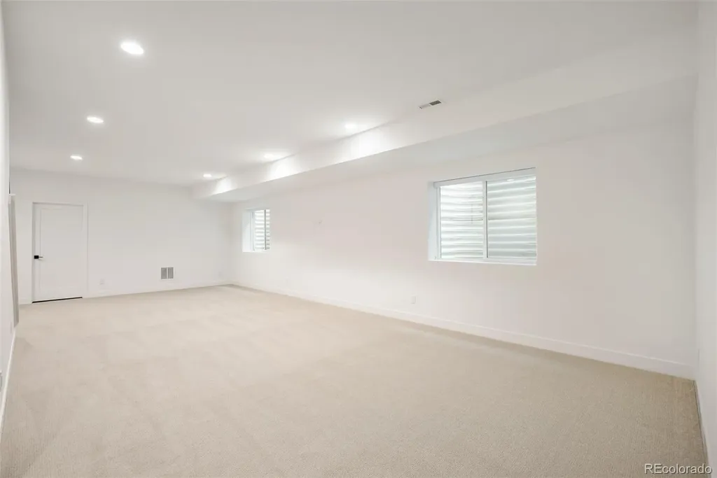 290 Monroe Street Denver CO 80206