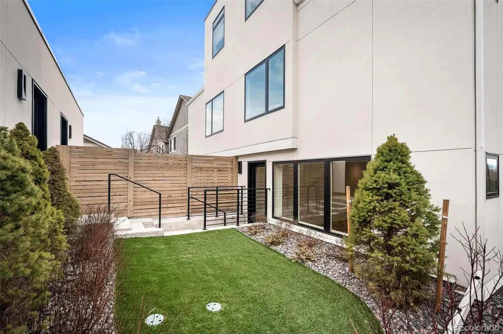 290 Monroe Street Denver CO 80206