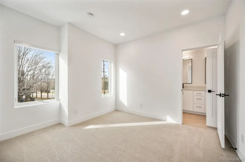 290 Monroe Street Denver CO 80206