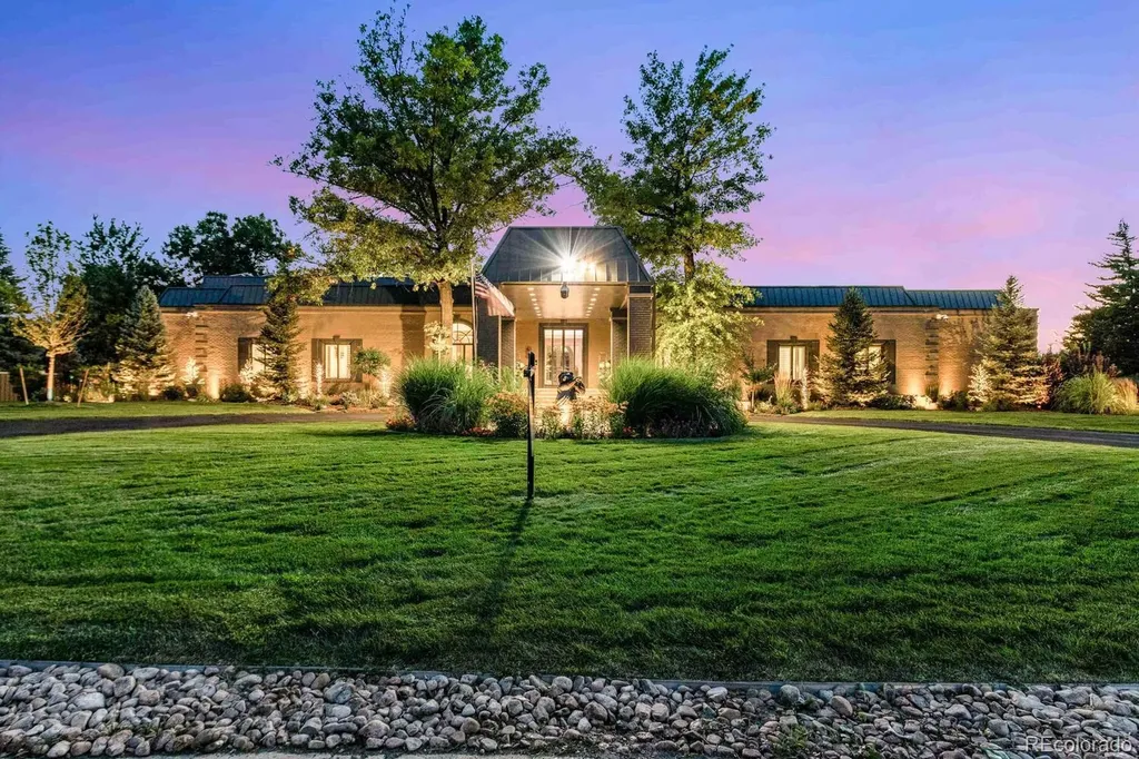 9 Sedgwick Drive Englewood CO 80113