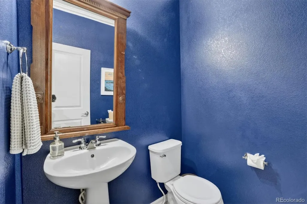11277 E 28th Place Denver CO 80238