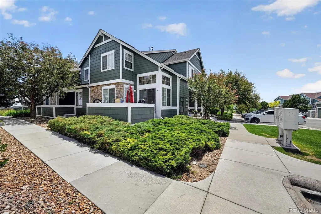 2501 Cutters Circle Castle Rock CO 80108