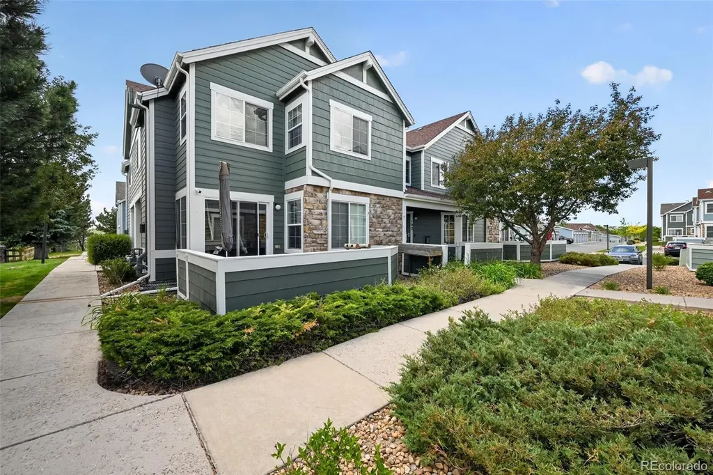 2501 Cutters Circle Castle Rock CO 80108