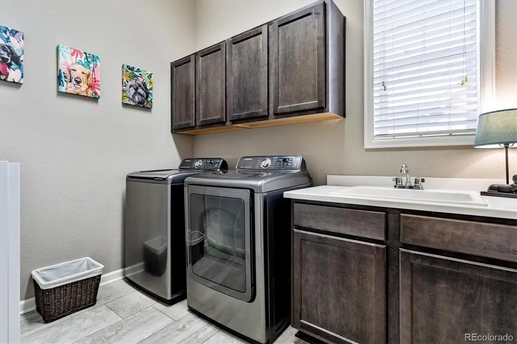 7841 S Queensburg Way Aurora CO 80016