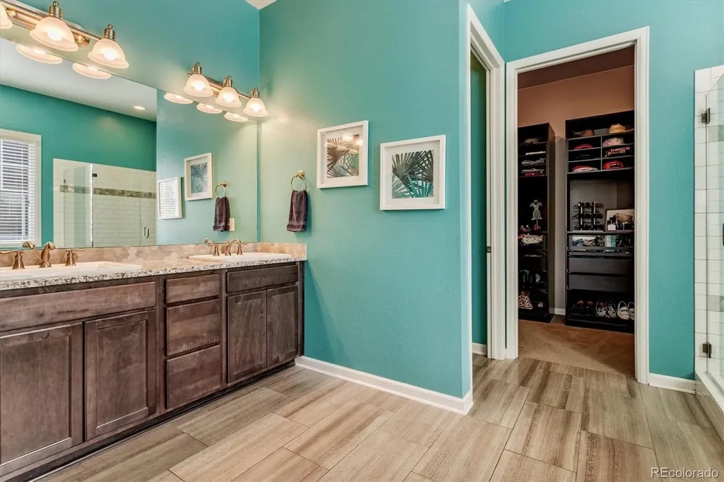 7841 S Queensburg Way Aurora CO 80016