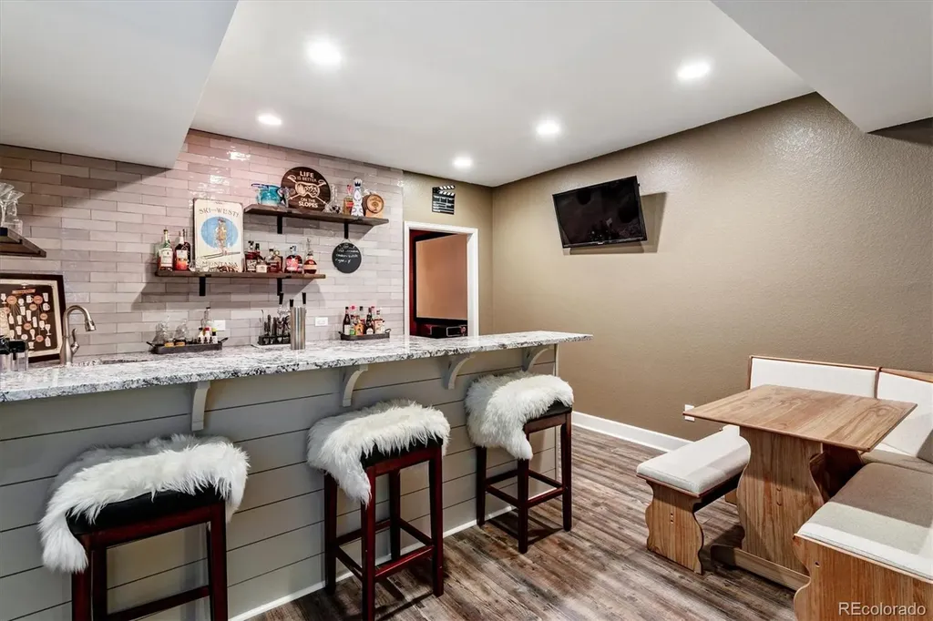 7841 S Queensburg Way Aurora CO 80016