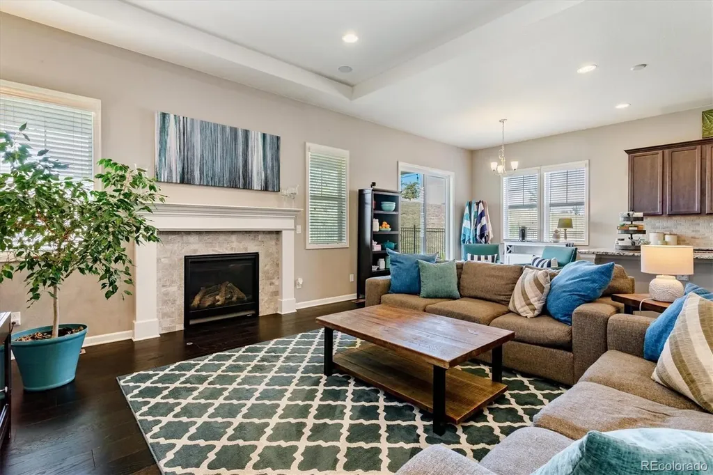 7841 S Queensburg Way Aurora CO 80016