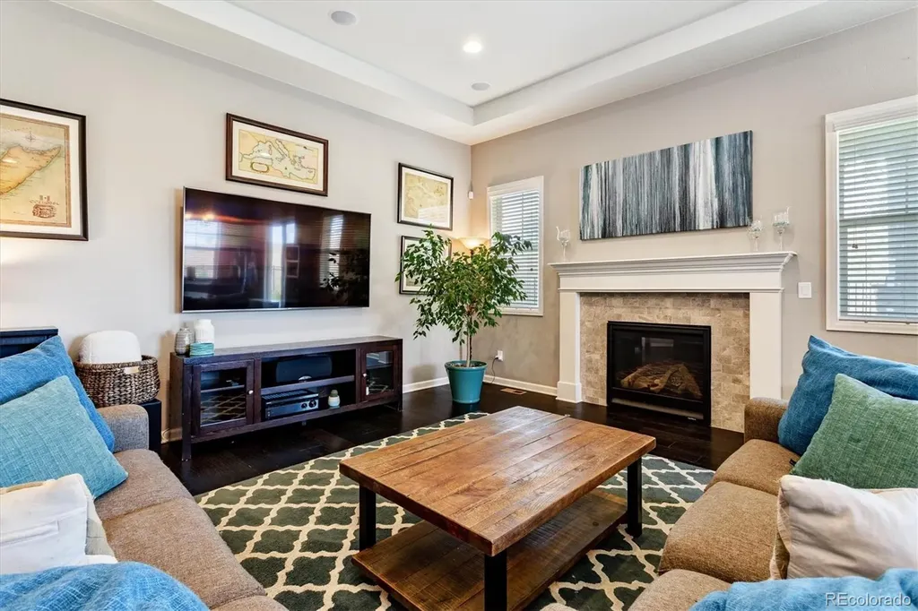 7841 S Queensburg Way Aurora CO 80016