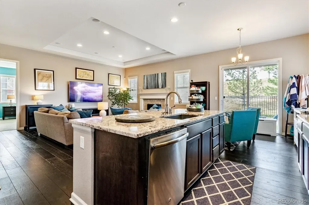 7841 S Queensburg Way Aurora CO 80016