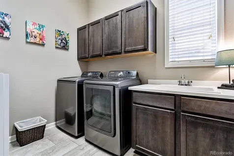 7841 S Queensburg Way Aurora CO 80016