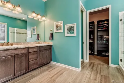 7841 S Queensburg Way Aurora CO 80016