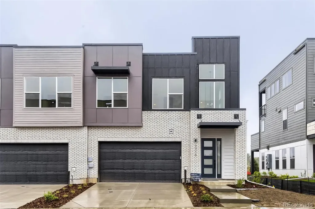 7716 S Irving Street Littleton CO 80120
