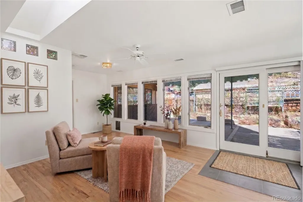 Denver CO, 8095 E Lehigh Avenue
