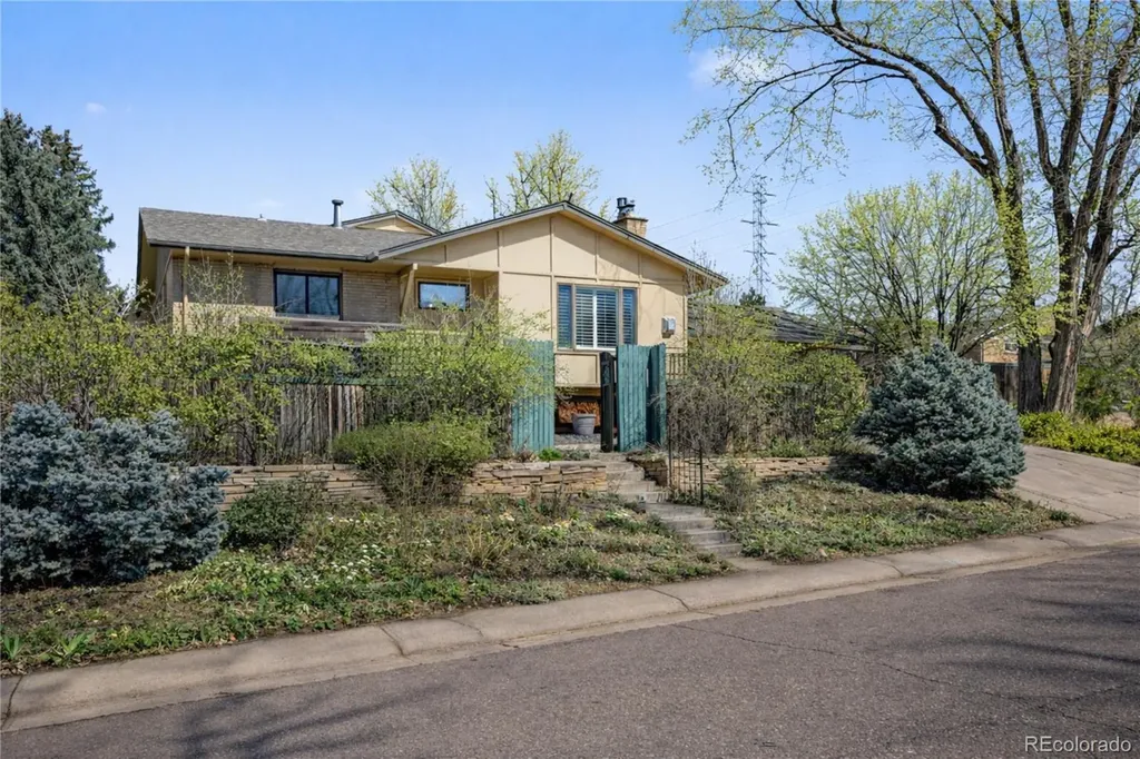 8095 E Lehigh Avenue Denver CO 80237