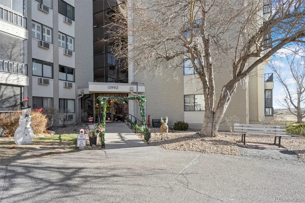 13992 E Marina Drive Aurora CO 80014