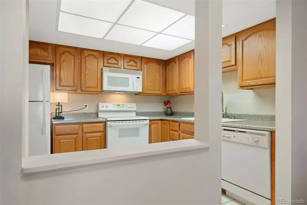 13992 E Marina Drive Aurora CO 80014