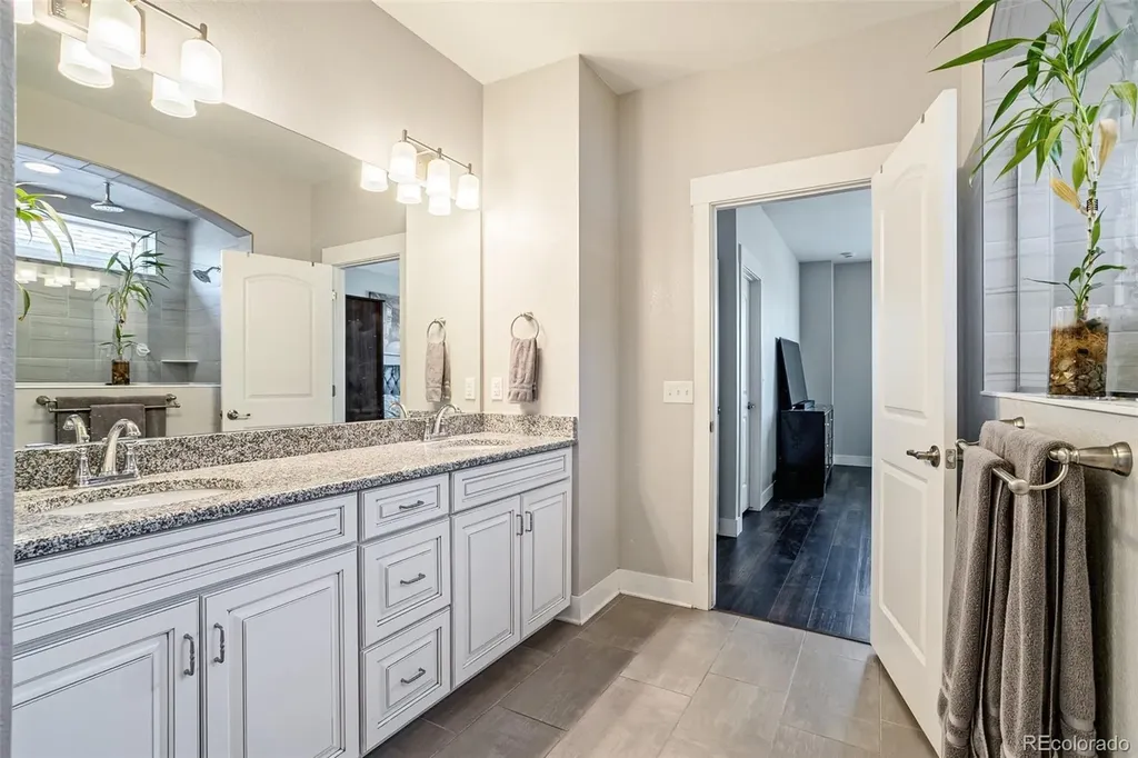 9962 E 60th Avenue Denver CO 80238