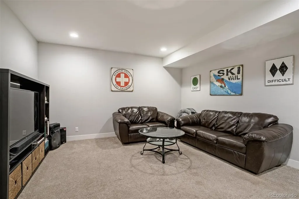 9962 E 60th Avenue Denver CO 80238