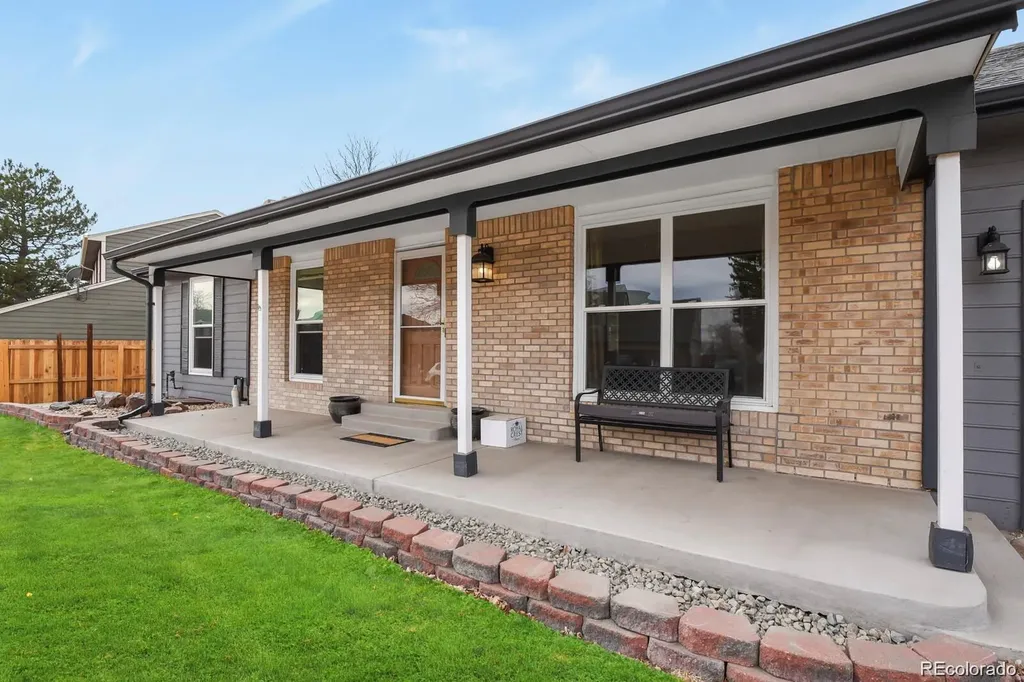 9749 W Fairview Avenue Littleton CO 80127