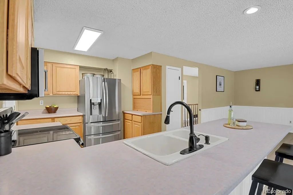 9749 W Fairview Avenue Littleton CO 80127