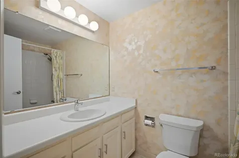 7053 S Oneida Circle Centennial CO 80112