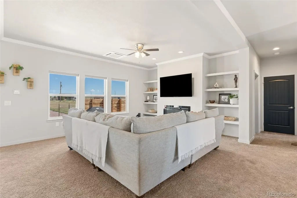 981 E Blackstone Drive Pueblo CO 81007