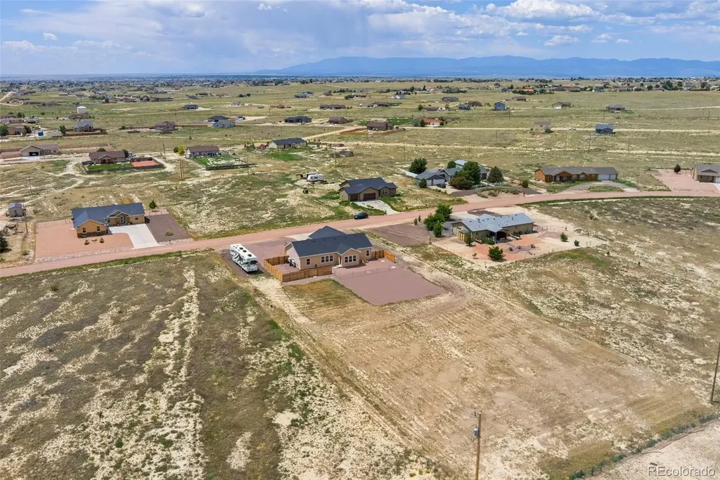981 E Blackstone Drive Pueblo CO 81007