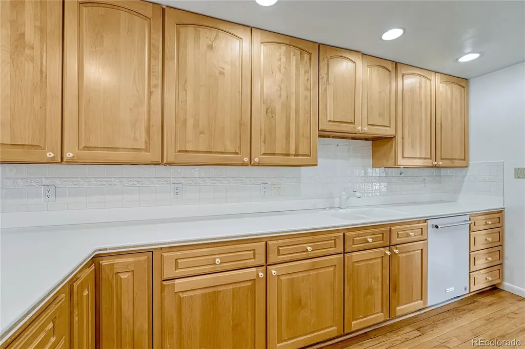 5475 E Atlantic Place Denver CO 80222