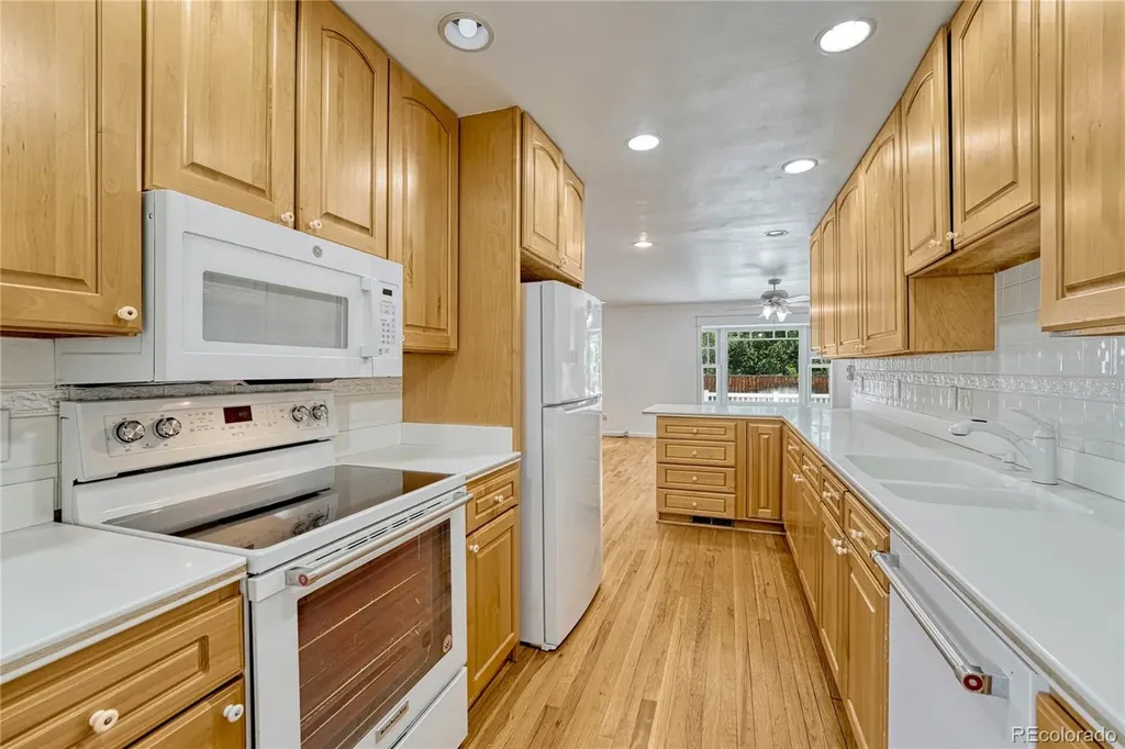 5475 E Atlantic Place Denver CO 80222
