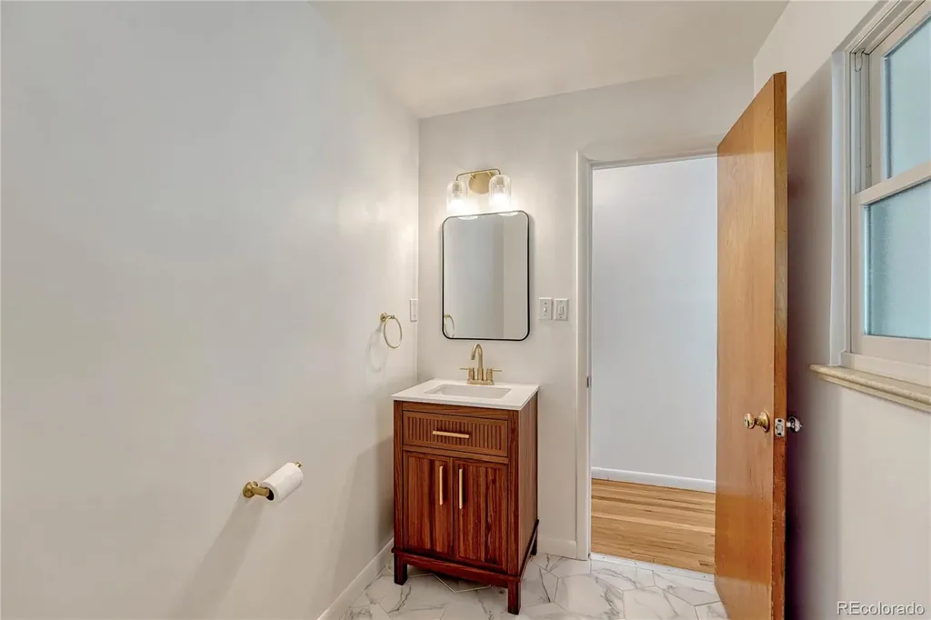5475 E Atlantic Place Denver CO 80222